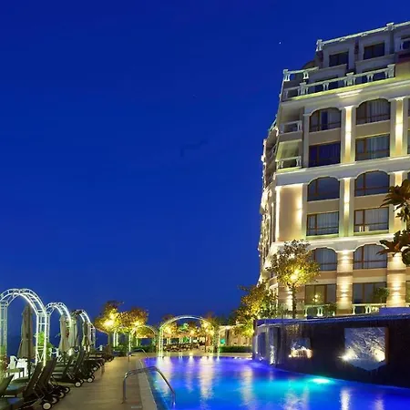 דירה La Penthouse וארנה